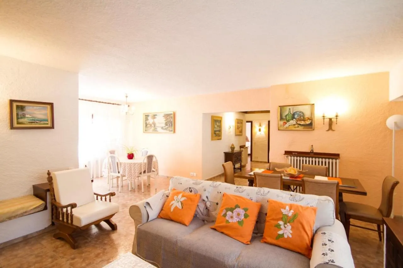 Club Villamar - Nepal Calonge  0*, Calonge (Catalonia)